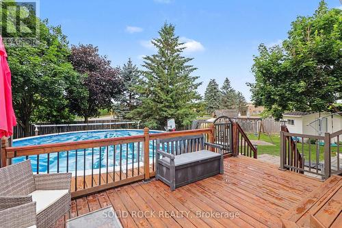 939 Como Crescent, Ottawa, ON - Outdoor With Above Ground Pool