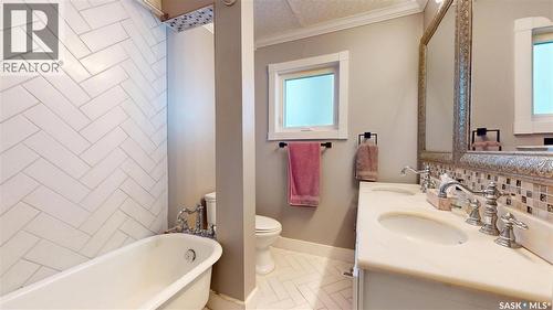 3054 Athol Street, Regina, SK - Indoor Photo Showing Bathroom