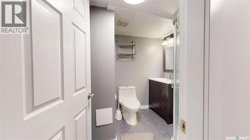 3054 Athol Street, Regina, SK - Indoor Photo Showing Bathroom