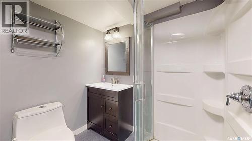3054 Athol Street, Regina, SK - Indoor Photo Showing Bathroom