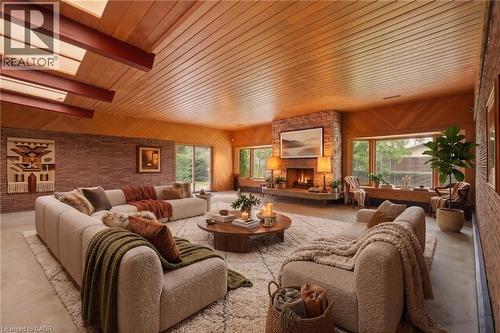 Virtually Staged - 264 Mountain Brow Boulevard, Hamilton, ON - Indoor Photo Showing Living Room