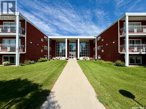 109 2536 Parliament Avenue, Regina, SK - Outdoor With Facade
