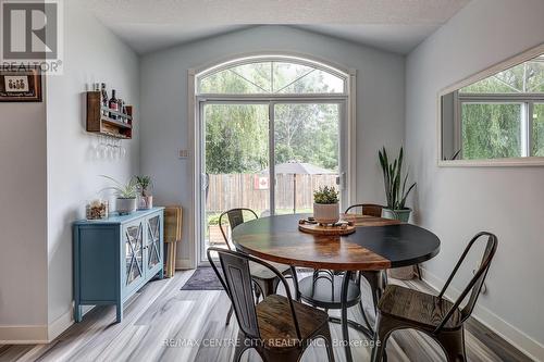 15 Schreyer Drive, St. Thomas, ON - Indoor Photo Showing Dining Room