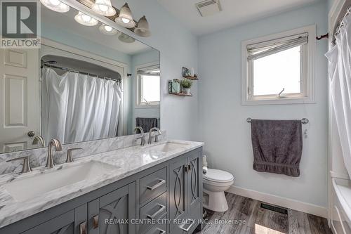 15 Schreyer Drive, St. Thomas, ON - Indoor Photo Showing Bathroom