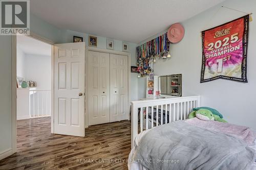 15 Schreyer Drive, St. Thomas, ON - Indoor Photo Showing Bedroom