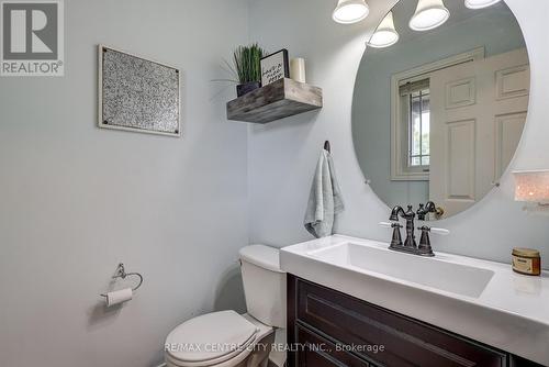 15 Schreyer Drive, St. Thomas, ON - Indoor Photo Showing Bathroom
