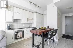 1603 - 30 NELSON STREET E Toronto, ON M5V 0H5