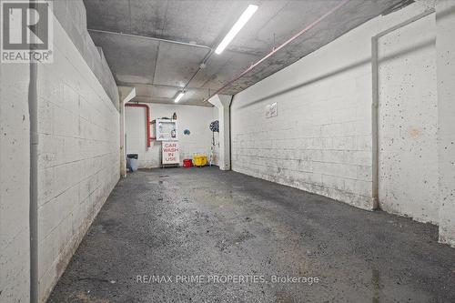 903 - 1505 Baseline Road, Ottawa, ON - Indoor Photo Showing Garage