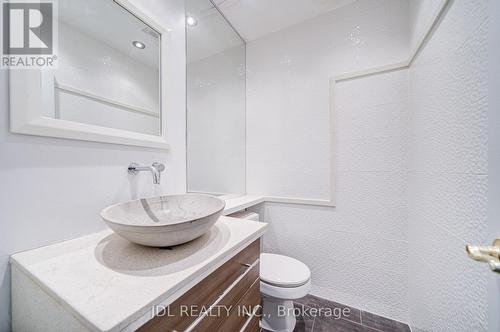 610 - 11 Everson Drive, Toronto, ON - Indoor Photo Showing Bathroom