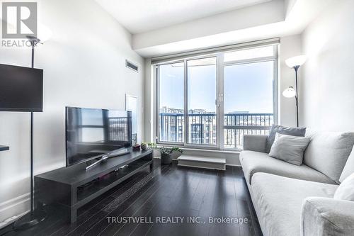 1207 - 151 Upper Duke Crescent, Markham, ON - Indoor Photo Showing Living Room