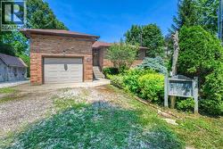 3194 DANA STREET Plympton-Wyoming, ON N0N 1E0