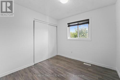 87 Rundle Crescent, Barrie, ON - Indoor Photo Showing Other Room