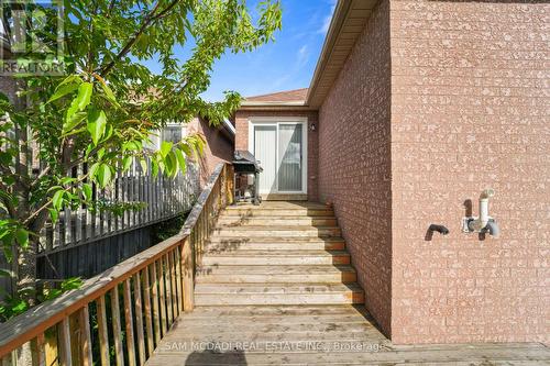 87 Rundle Crescent, Barrie, ON - Outdoor With Exterior