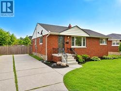 3621 MCKAY AVENUE Windsor, ON N9E 2S3