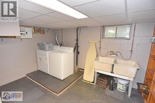 1224 Belle Isle View, Windsor, ON - Indoor Photo Showing Laundry Room