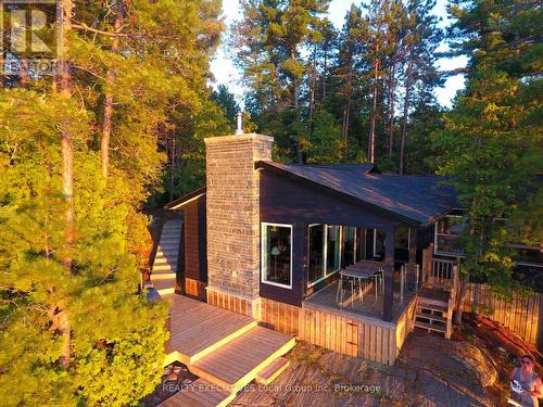 20 LAKE TEMAGAMI PART 1119 ISLAND  Temagami, ON P0H 2H0