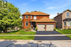 1 GLENCEDAR CRESCENT Whitby (Pringle Creek), ON L1R 1X2