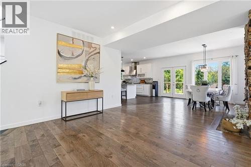 5779 Third Line, Guelph/Eramosa, ON - Indoor Photo Showing Living Room