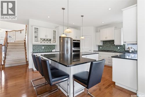 723 Bellmont Court, Saskatoon, SK - Indoor Photo Showing Kitchen With Stainless Steel Kitchen With Upgraded Kitchen