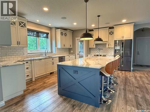 214 Hillside Drive, Tobin Lake, SK - Indoor Photo Showing Kitchen With Upgraded Kitchen