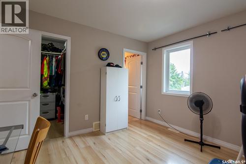 1031 O Avenue S, Saskatoon, SK - Indoor