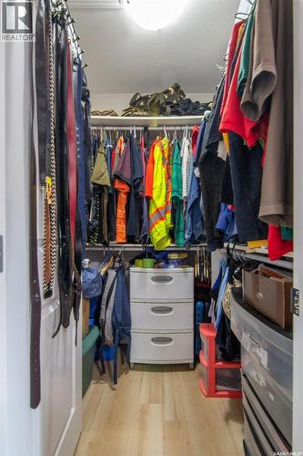 1031 O Avenue S, Saskatoon, SK - Indoor With Storage