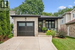 142 MARL MEADOW Drive  Kitchener, ON N2R 1L3