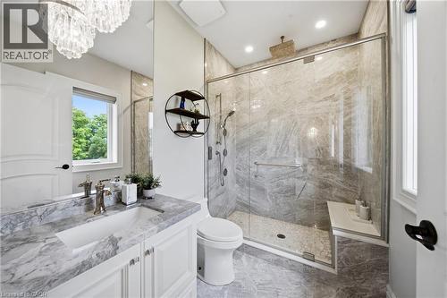 7009 Wellington Rd 34, Puslinch, ON - Indoor Photo Showing Bathroom