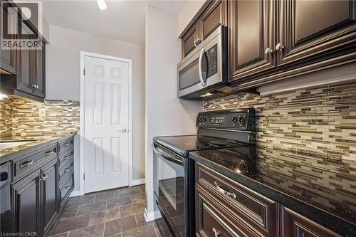 1414 E King Street E Unit# 808, Kitchener, ON - Indoor Photo Showing Kitchen