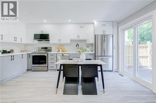 1190 Windgrove Square, Pickering, ON - Indoor Photo Showing Kitchen