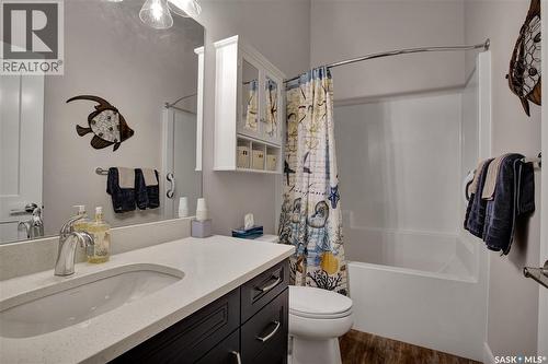 4 437 Palmer Crescent, Warman, SK - Indoor Photo Showing Bathroom