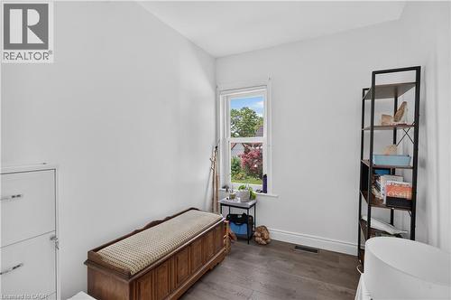 9 Davidson Street, Cambridge, ON - Indoor