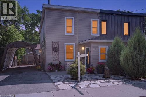 9 Davidson Street, Cambridge, ON - Outdoor