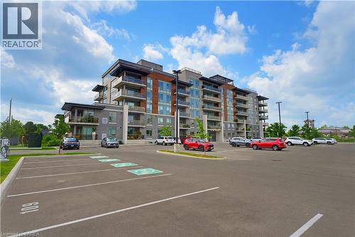 34 NORMAN Street Unit# 211  Brantford, ON N3R 2Y1