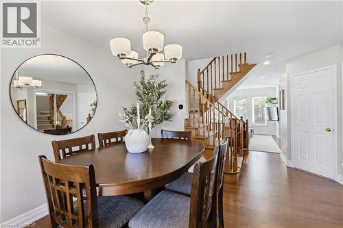 2163 Sutton Drive, Burlington, ON - Indoor Photo Showing Dining Room