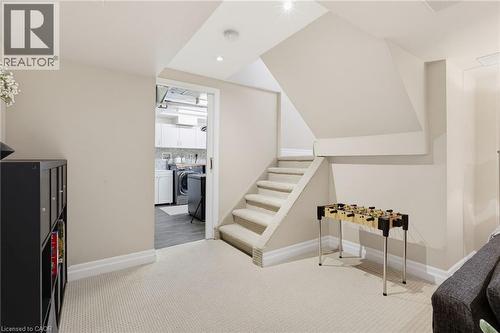 2163 Sutton Drive, Burlington, ON - Indoor Photo Showing Other Room