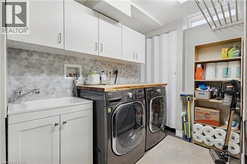 2163 Sutton Drive, Burlington, ON - Indoor Photo Showing Laundry Room
