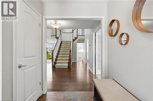 108 Highway 52, Hamilton, ON - Indoor Photo Showing Other Room