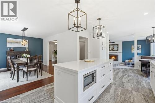 108 Highway 52, Hamilton, ON - Indoor Photo Showing Dining Room
