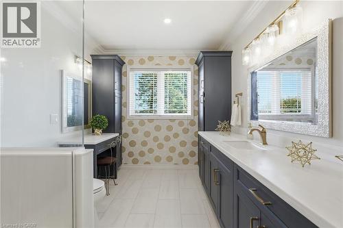 108 Highway 52, Hamilton, ON - Indoor Photo Showing Bathroom