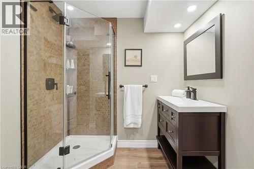 108 Highway 52, Hamilton, ON - Indoor Photo Showing Bathroom