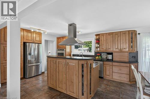 100 Alderson Drive, Hamilton, ON - Indoor Photo Showing Kitchen