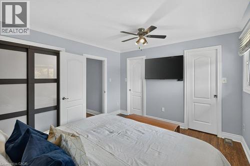 100 Alderson Drive, Hamilton, ON - Indoor Photo Showing Bedroom