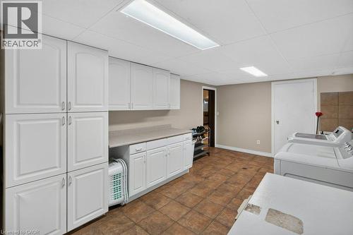 100 Alderson Drive, Hamilton, ON - Indoor Photo Showing Laundry Room