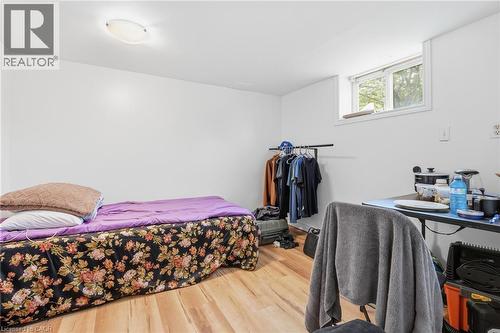 17 West 3Rd Street, Hamilton, ON - Indoor Photo Showing Bedroom