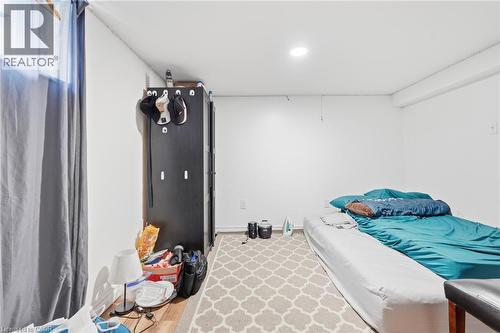 17 West 3Rd Street, Hamilton, ON - Indoor Photo Showing Bedroom