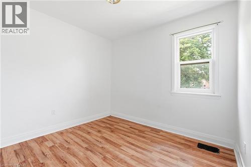17 West 3Rd Street, Hamilton, ON - Indoor Photo Showing Other Room