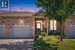 20 ISHERWOOD Avenue Unit# 11  Cambridge, ON N1R 8P9