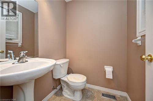 760 Paris Boulevard, Waterloo, ON - Indoor Photo Showing Bathroom