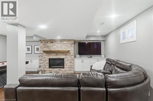 6063 Fausta Boulevard, Niagara Falls, ON - Indoor With Fireplace